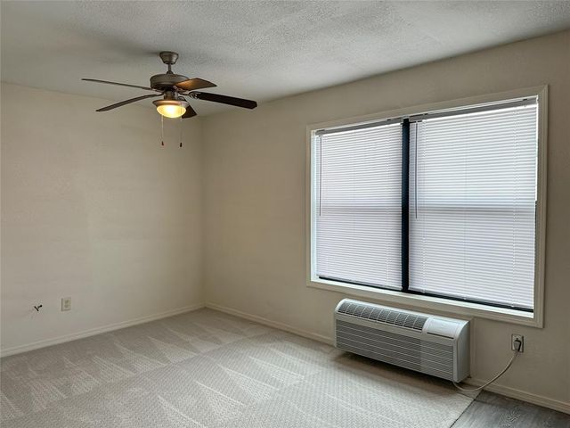 $800 | 4705 Lyons Avenue, Unit 13 | Greater Fifth Ward