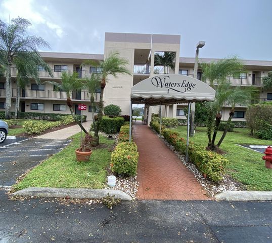 $305,000 | 15324 Lakes Of Delray Boulevard, Unit 104 | Kings Point