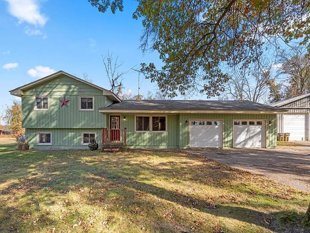 $400,000 | 32176 152nd Street Northwest | Blue Hill Township - Sherburne County