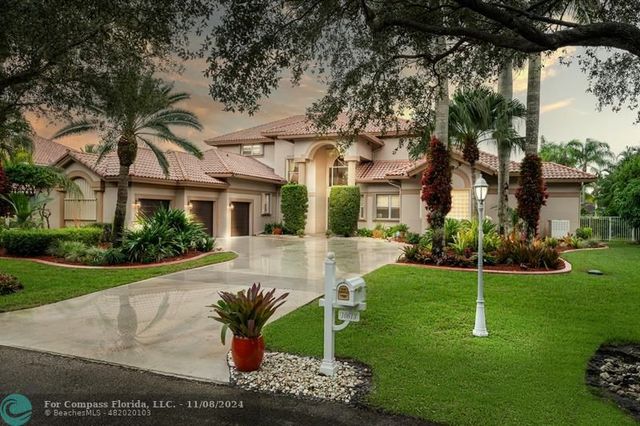 $1,800,000 | 10613 Indian Trail | Cooper City