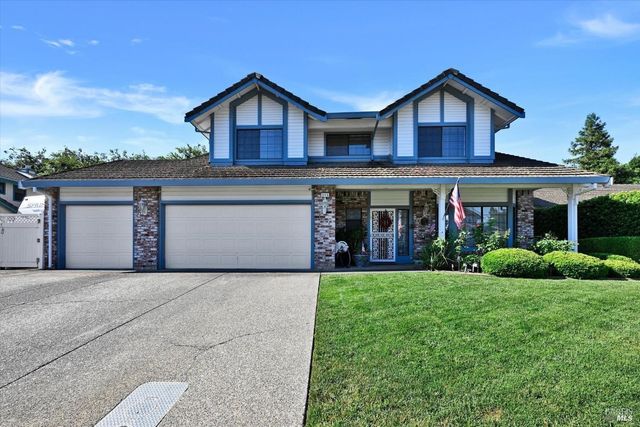 $699,999 | 545 Fountain Way | Dixon