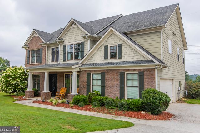 $549,900 | 2970 Climbing Rose Street | Reflections of Braselton