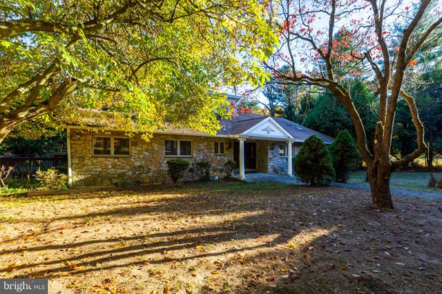 $841,000 | 820 Crestview Drive | Marple Township - Delaware County