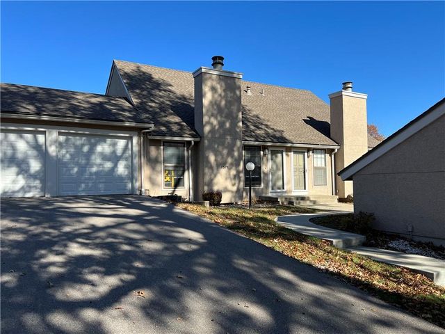 $230,000 | 12578 West 108th Terrace | Quivira Falls