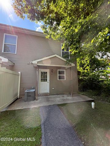 $1,600 | 8 Clancy Street, Unit A | Schuylerville