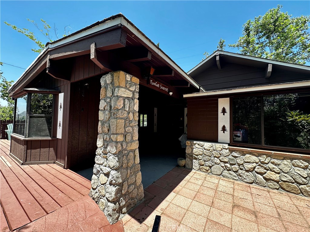 a view of house with a outdoor space