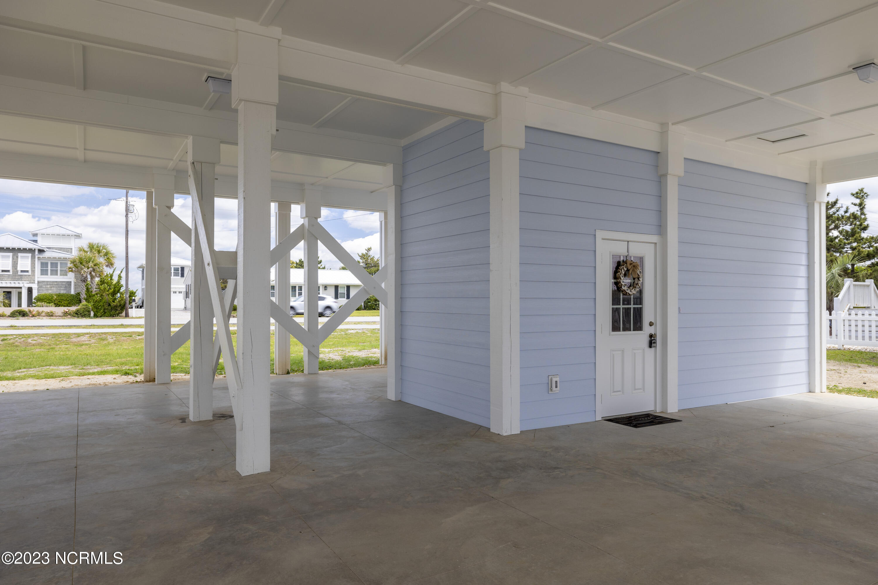 206 Ocean Drive, Emerald Isle, NC 28594