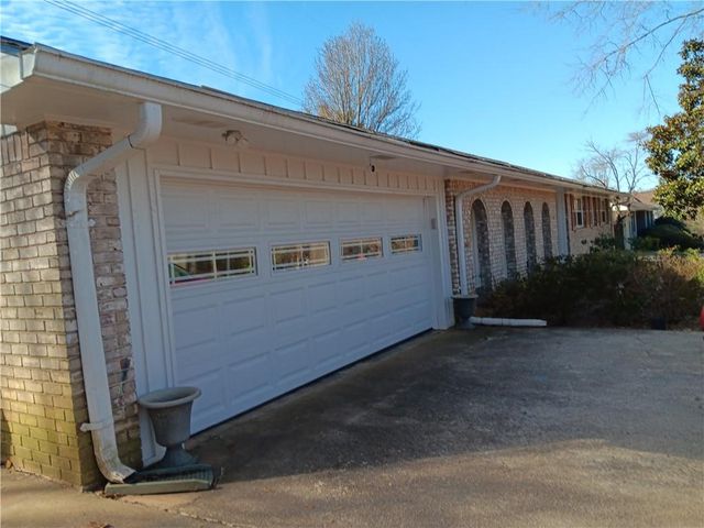 $529,500 | 2479 Kingsland Drive | Dunwoody