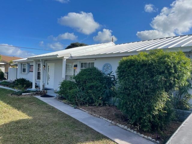 $299,500 | 1006 Anglers Way | Jupiter