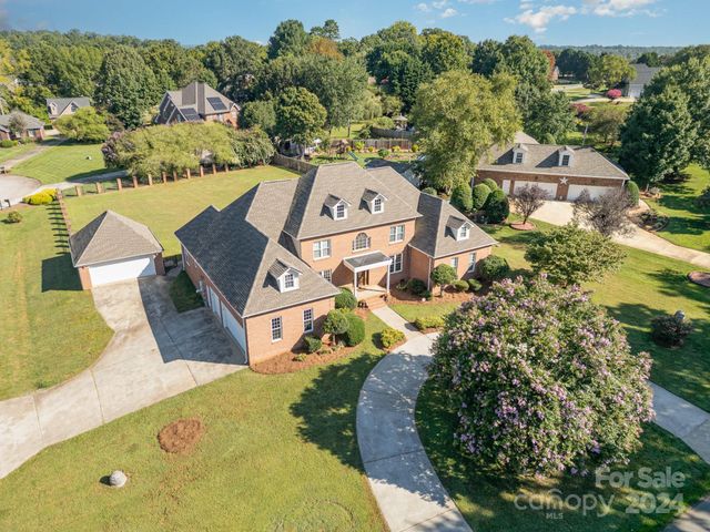 $905,000 | 150 Northchase Drive