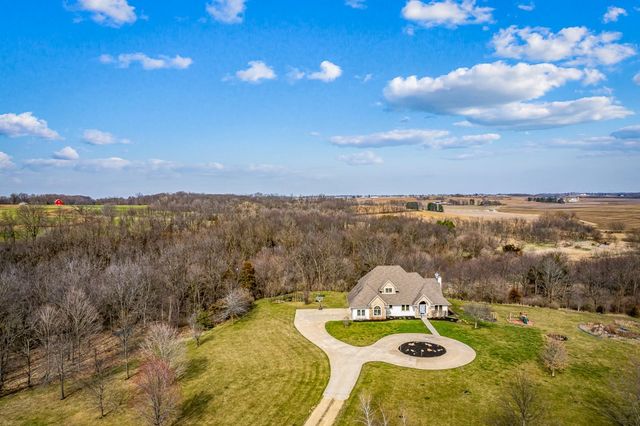 $830,000 | 638 North Cedarville Road | Buckeye Township - Stephenson County