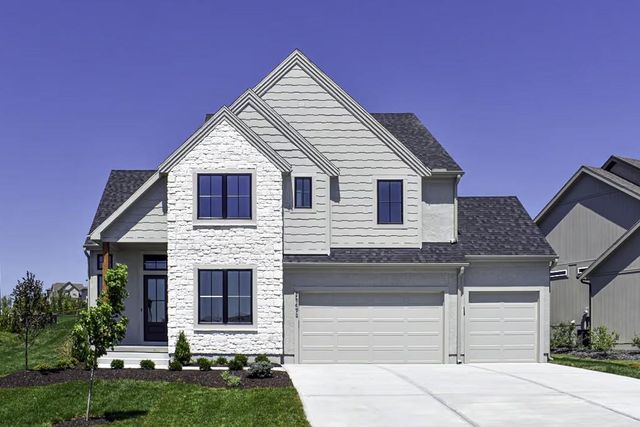 $695,000 | 25492 West 115th Street | Olathe