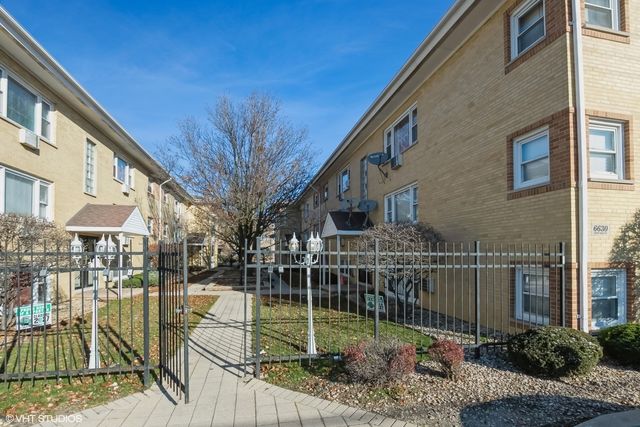 $140,000 | 6634 West 95th Street, Unit 1D | Oak Lawn