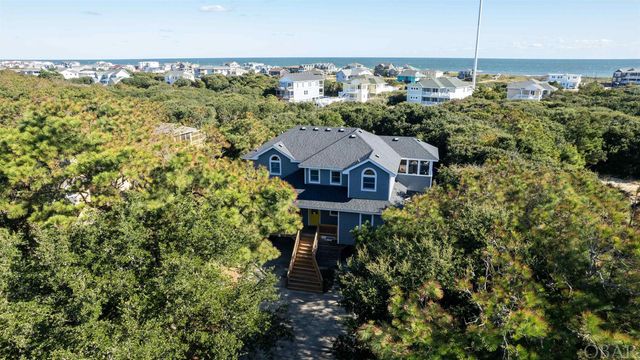 $799,000 | 144 Clam Shell Trail | Southern Shores