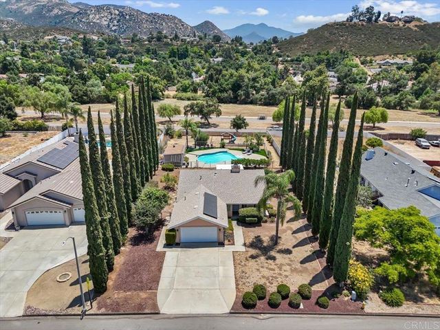 $749,900 | 24131 Del Amo Road | San Diego Country Estates