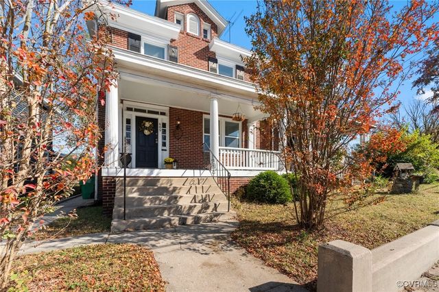 $249,500 | 609 South Sycamore Street | Poplar Lawn