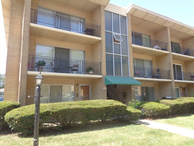 $1,500 | 10318 South Komensky Avenue, Unit 3A | Oak Lawn