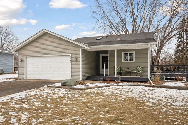 $399,900 | 6147 162nd Street West | Lakeville