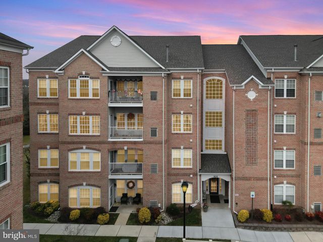 $369,900 | 9606 Amberleigh Lane, Unit K | Honeygo