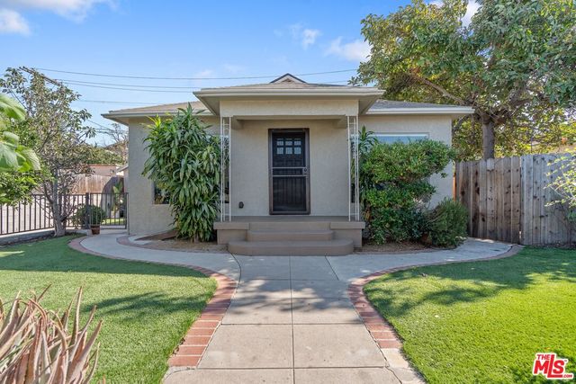 $795,000 | 2324 South Highland Avenue | Mid-City