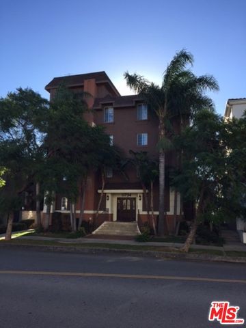 $4,650 | 11734 Montana Avenue, Unit 409 | Brentwood