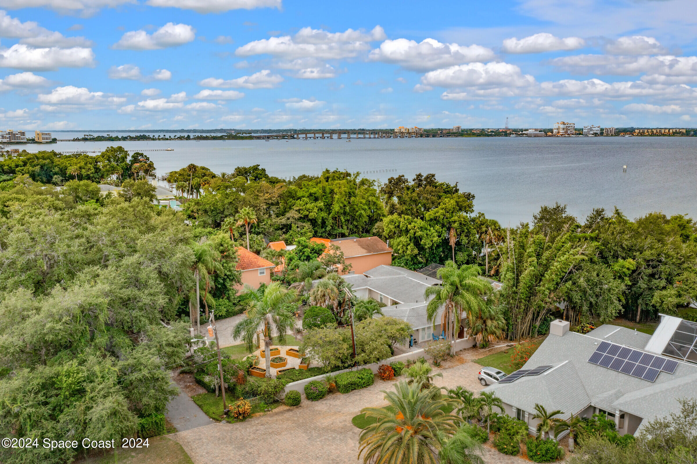 a view of a lake from a yard