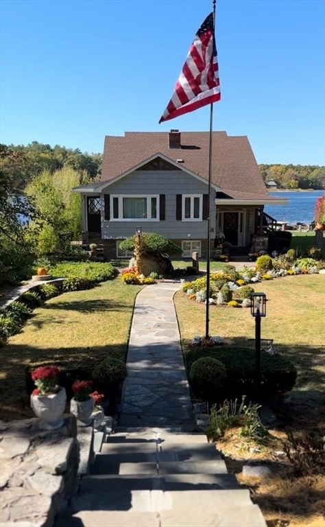 a view of a house with pool