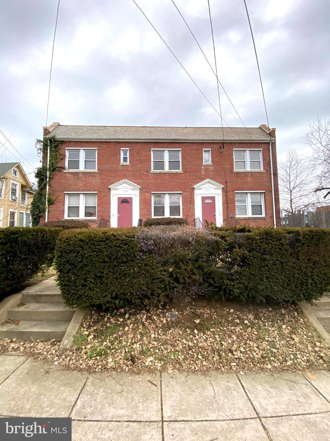 a front view of a residential apartment building