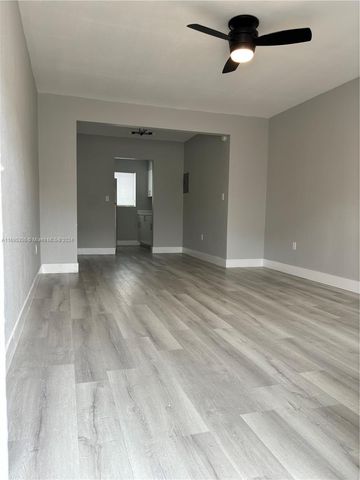 $1,750 | 934 Meridian Avenue, Unit 5 | Flamingo-Lummus