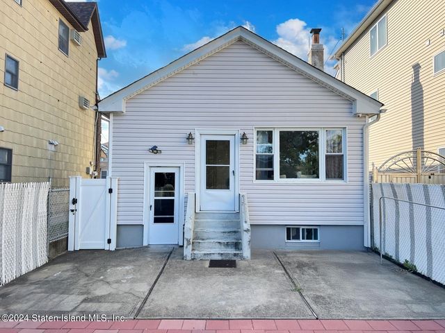 $578,000 | 64 Winham Avenue | New Dorp Beach