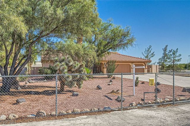 $975,000 | 5202 Willis Street | North Las Vegas