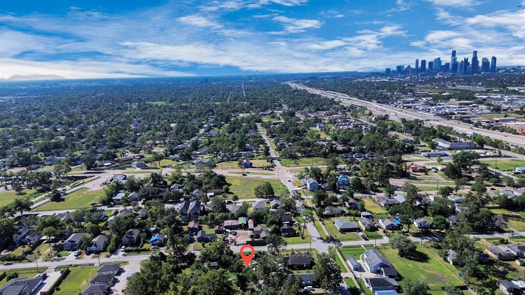 an aerial view of multiple house