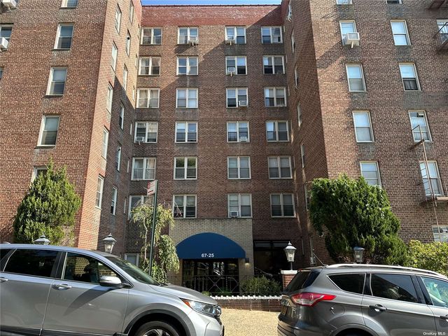 $459,000 | 67-25 Dartmouth Street, Unit 6J | Rego Park