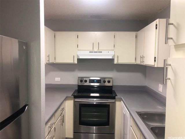 $2,600 | 98-487 Koauka Loop, Unit B405 | Pearlridge