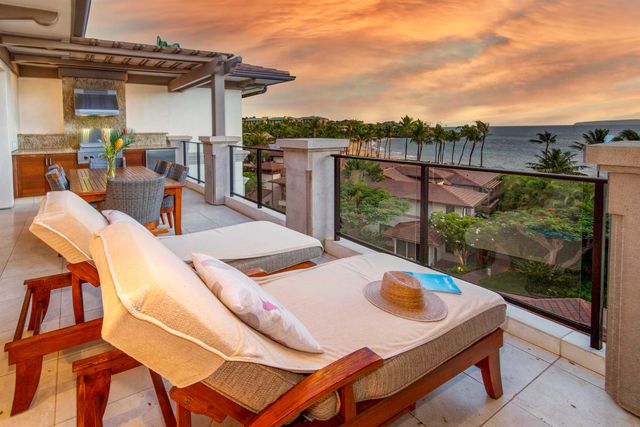 $14,250,000 | 3800 Wailea Alanui Drive, Unit D301 | Wailea Beach Villas