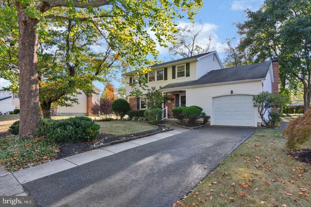 $489,900 | 854 Stonehenge Road | Greentree