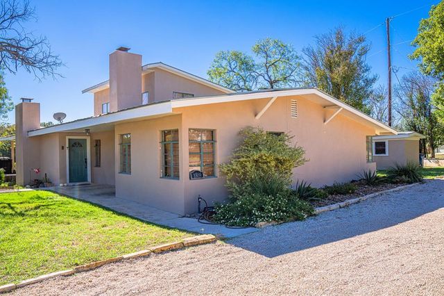 $765,000 | 1959 Arcadia Loop | Kerrville