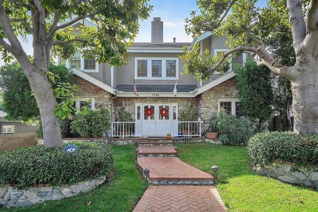 $2,850,000 | 7392 West 85th Street | Westchester