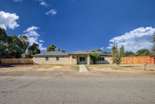 $595,000 | 413 North Crenshaw Court | Visalia