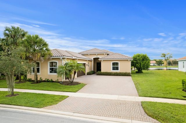 $835,000 | 2117 Belcara Court | Royal Palm Beach