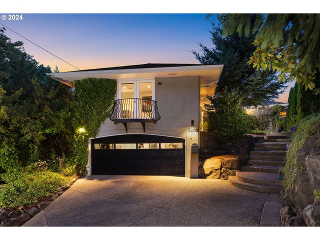 $1,299,000 | 3200 Northwest Greenbriar Terrace | Westover Terraces