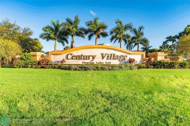 $149,800 | 901 Southwest 128th Avenue, Unit 303E | Century Village