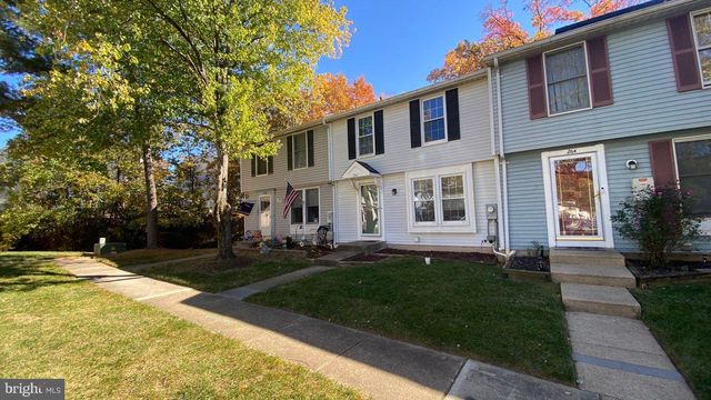 $2,200 | 266 Woodoak Court | Glen Burnie