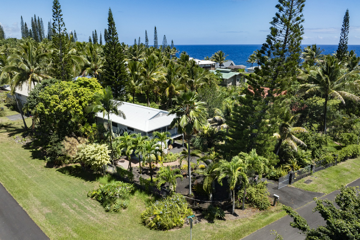 Home is approximately 500 feet away from the ocean! $423,000