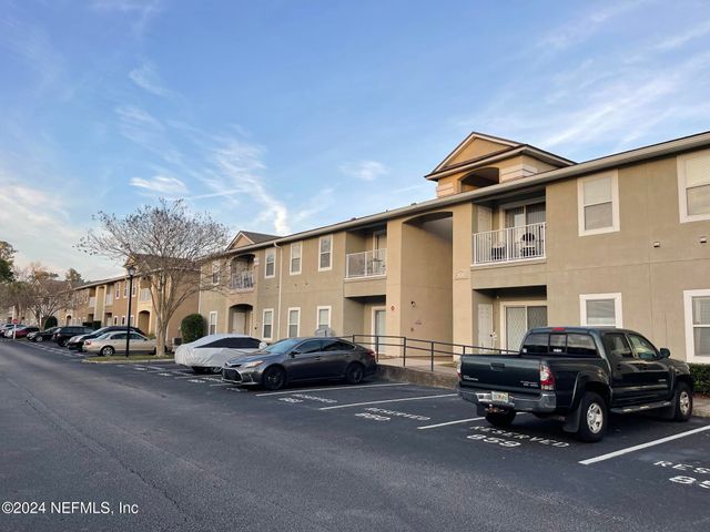 $1,800 | 7920 Merrill Road, Unit 316 | Merrill Pines