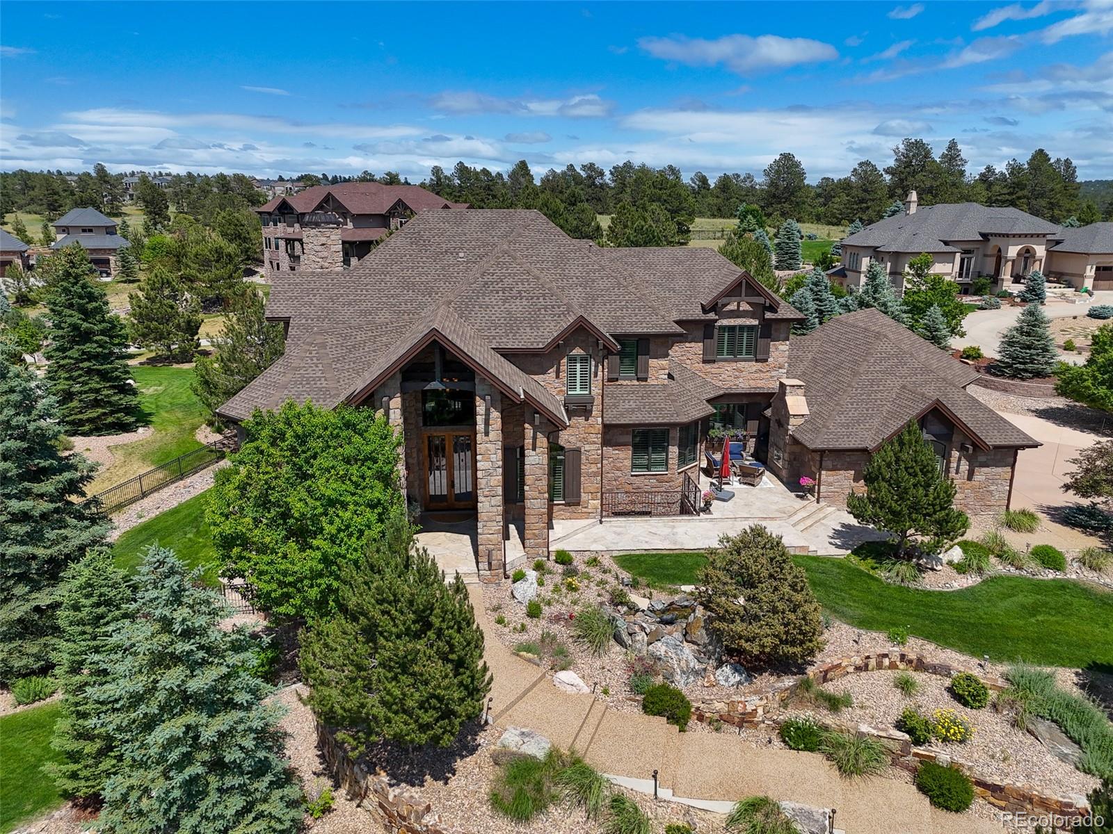 an aerial view of multiple house