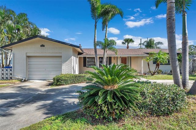 $499,900 | 2825 60th Street North | St. Petersburg