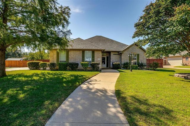 $345,000 | 1610 Wordsworth Drive | Cleburne