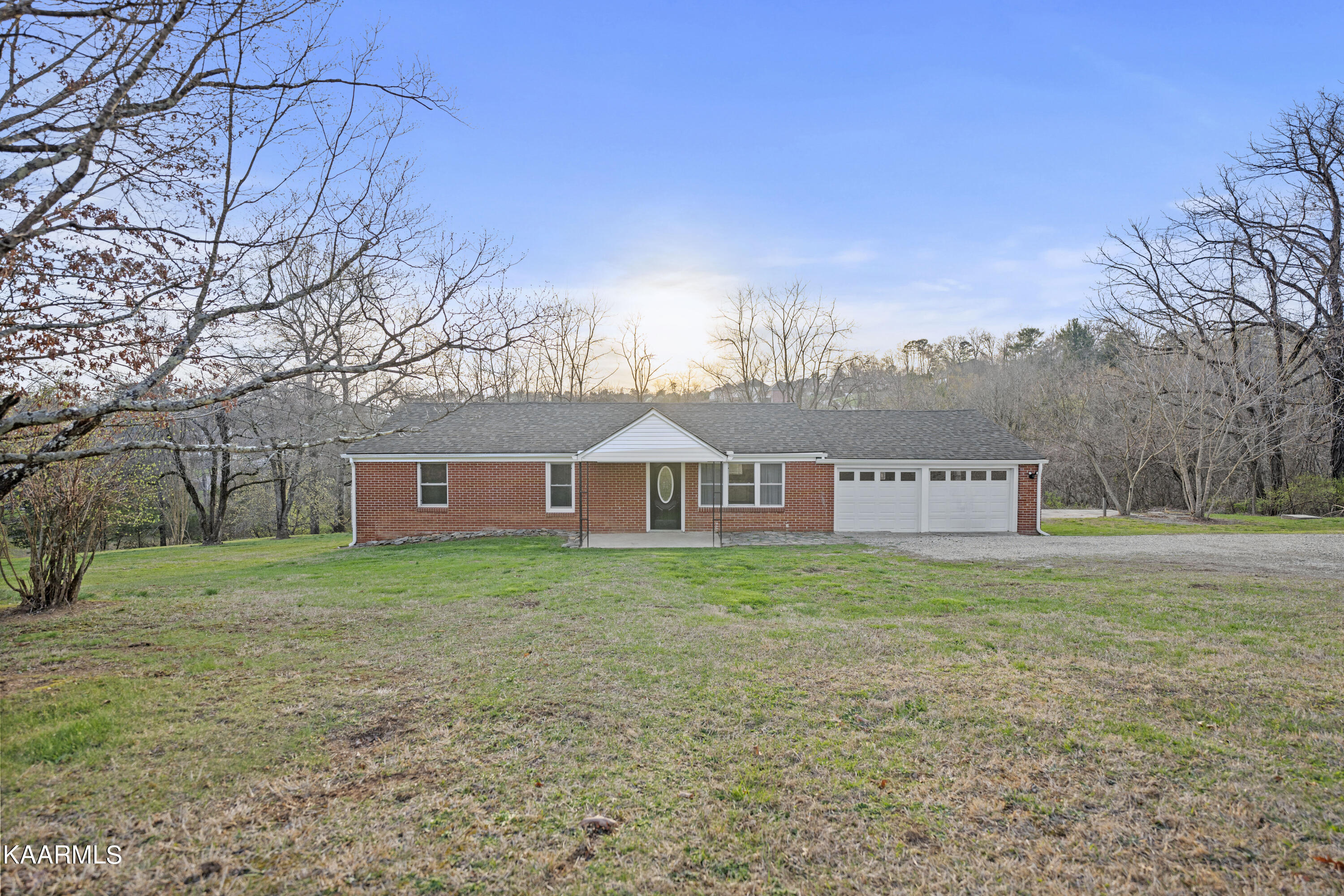 7819 Norris Freeway, Knoxville, TN 37938 Compass