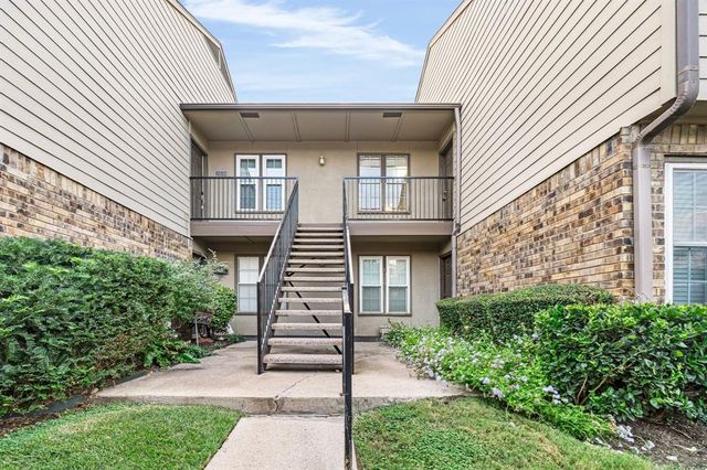 $2,100 | 5300 Keller Springs Road, Unit 2029 | Prestonwood Green Condominiums